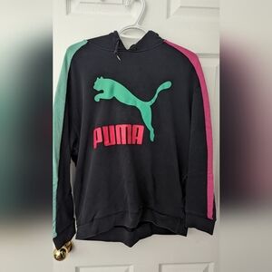 Used condition puma hoodie medium